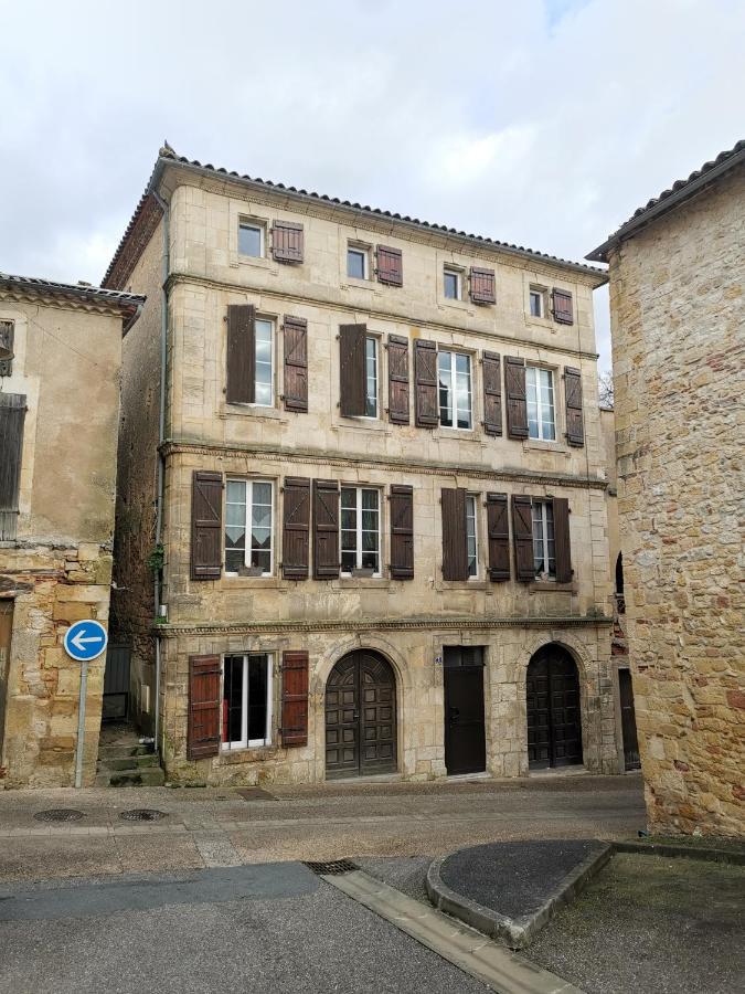 Studio Atypique Immeuble De 1820 Fumel Esterno foto