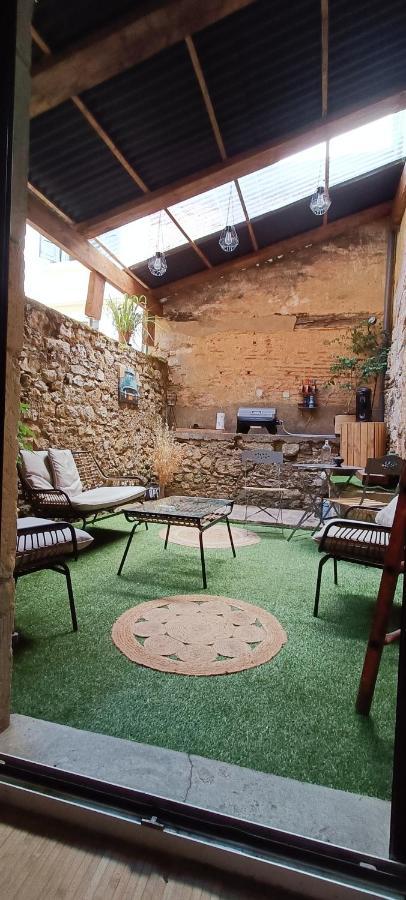 Studio Atypique Immeuble De 1820 Fumel Esterno foto